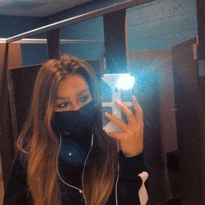 Meet your Posher, Kerenza